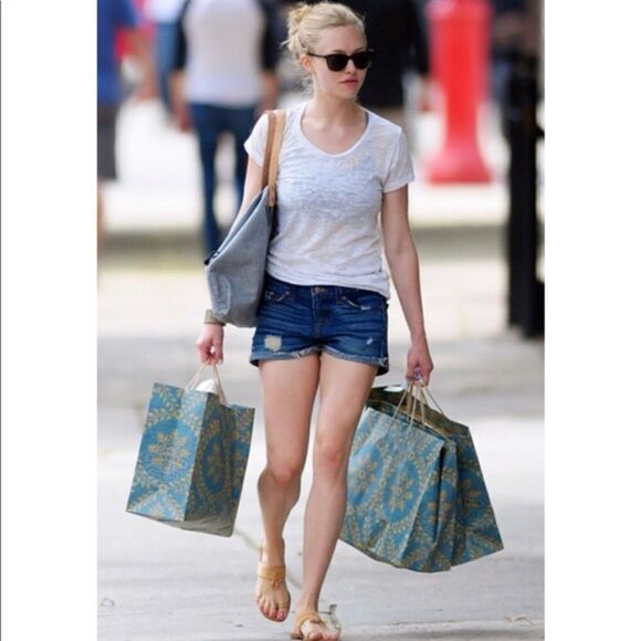 🌟 J BRAND Mako Cutoff Distressed Jean Shorts - Picture 3 of 7